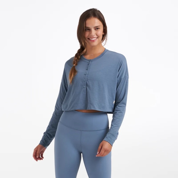 Vuori Avalon Henley - Picture 4 of 5